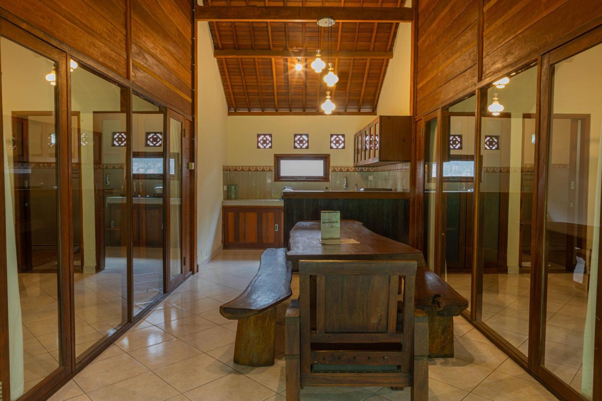 Sari Bamboo Villas Ubud  Exterior photo