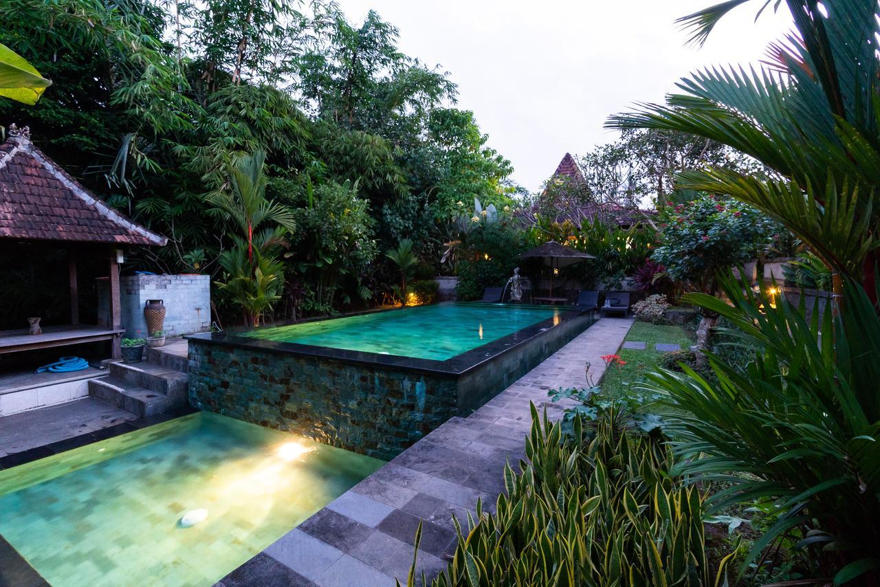 Sari Bamboo Villas Ubud  Exterior photo